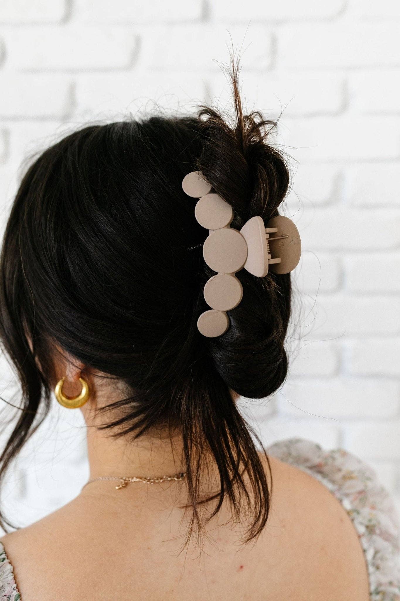 Shop Andi - Wholesale Hair Clip - Women's - Circles Claw Clip14