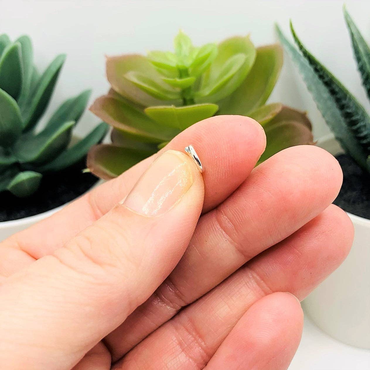 Guerrilla Charm - Wholesale Craft Supplies - 6mm, 18g, Bright Silver Plated Open Jump Rings2