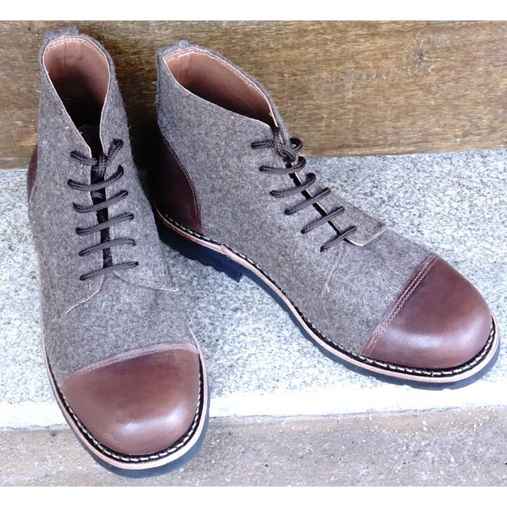 By The Mountain - Portuguese Handmade Footwear - Venta al por mayor Botas - Hombre - Botas con cordones Kamet2