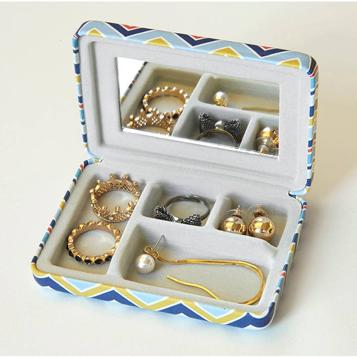 Kikkerland Design Inc - Wholesale Jewelry Box/Organizer - Portable Striped Jewelry Case