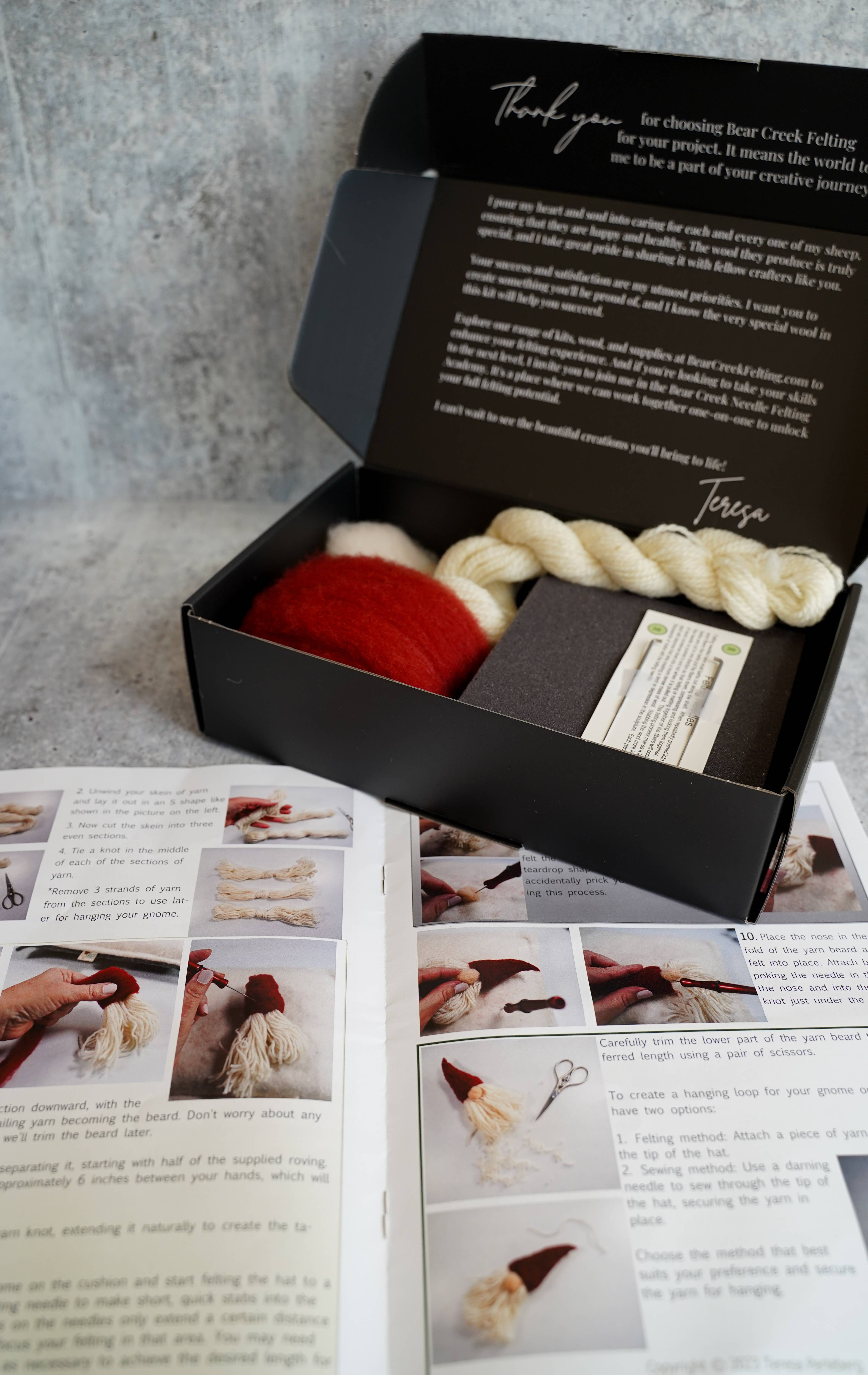 Bear Creek Felting - Vendita all'ingrosso Kit per lavoretti fai da te - Kit per infeltrire ad aghi Gnome Ornaments (per 3 ornamenti)4