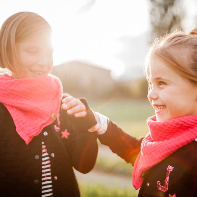 MomoKidz – Großhandel Schal – Kinder – Halstuch Musselin für Babys und Kinder „Momo“ - Pink