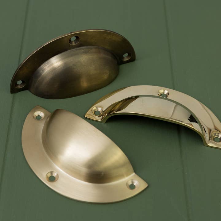 Brass bee - Vente Poignée/bouton - Boutons de meuble victoriens et poignées rondes VESTALIS en laiton massif6