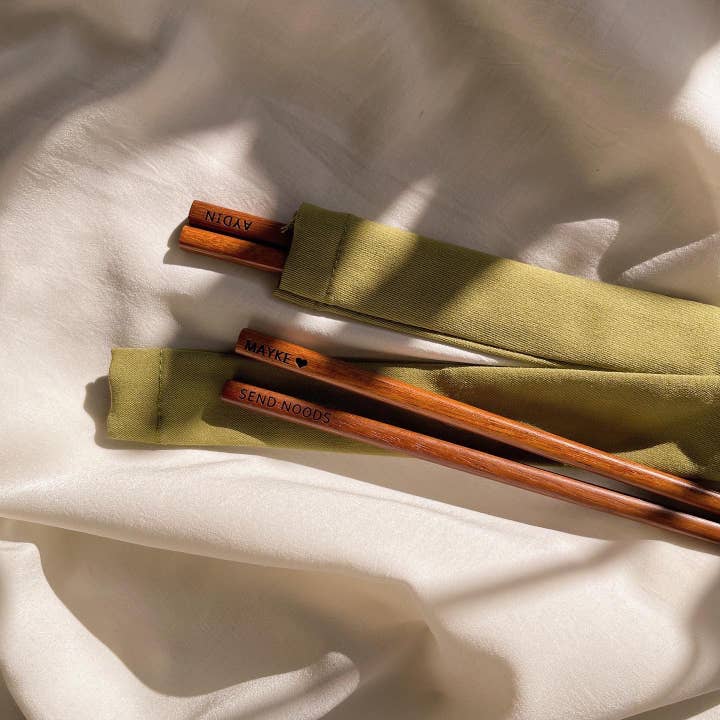 zaaij - Wholesale Chopsticks - 50 sets Personalised engraved chopsticks with your own text!