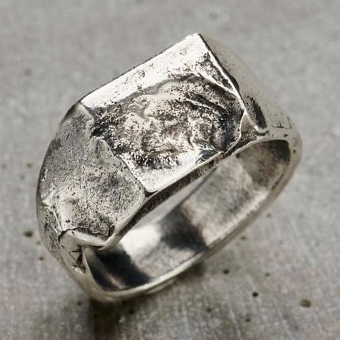 Gesmolten Chunky Organische Heren Zegelring voor wholesale door Posh Totty Designs
