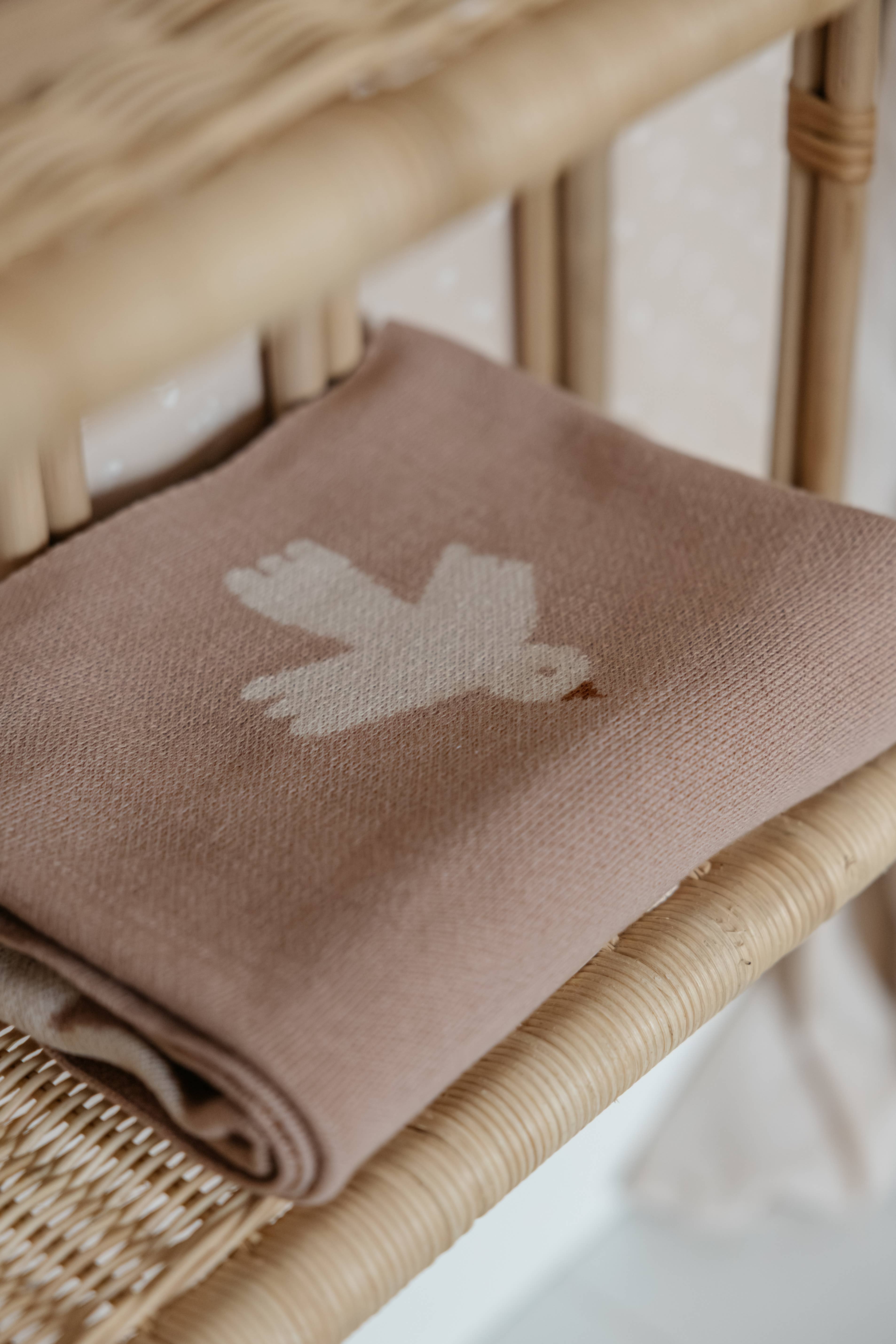 Little Otja - Vente Couverture avec étapes importantes – enfant et bébé - Couverture bébé en coton tricoté avec motif oiseaux, cadeau pour bébé6