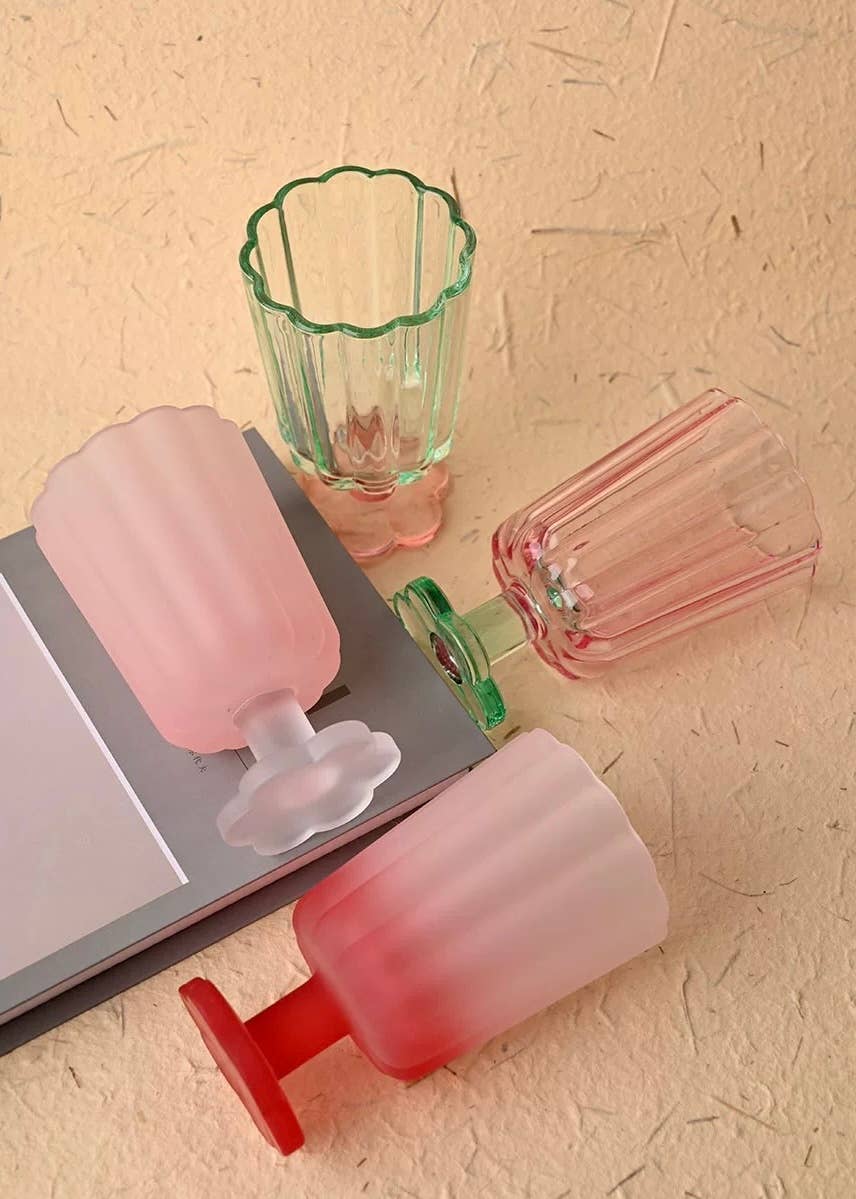 INSPECIAL HOME - Wholesale Wine Glass - MouthBlown Whimsical Petal Colored Wine Glasses - Case of 1011