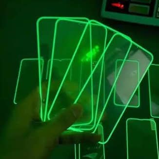 SugarQuoteMeNot LLC - Wholesale Device Screen Protector - Glow-In-The-Dark Illuminating Iphone Screen Protector(Green)