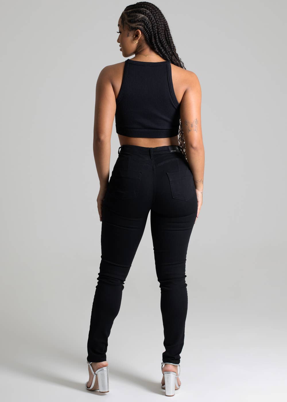 Sawary Jeans - Wholesale Jeans - Women's - Sawary Butt-Shaping Curve-Enhancing Jeans






4