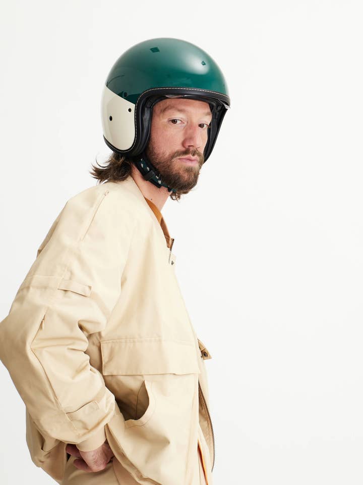 Casco jet moto e scooter ANDY - Verde bottiglia / Ecru per la vendita all'ingrosso da parte di TOMO Clothing