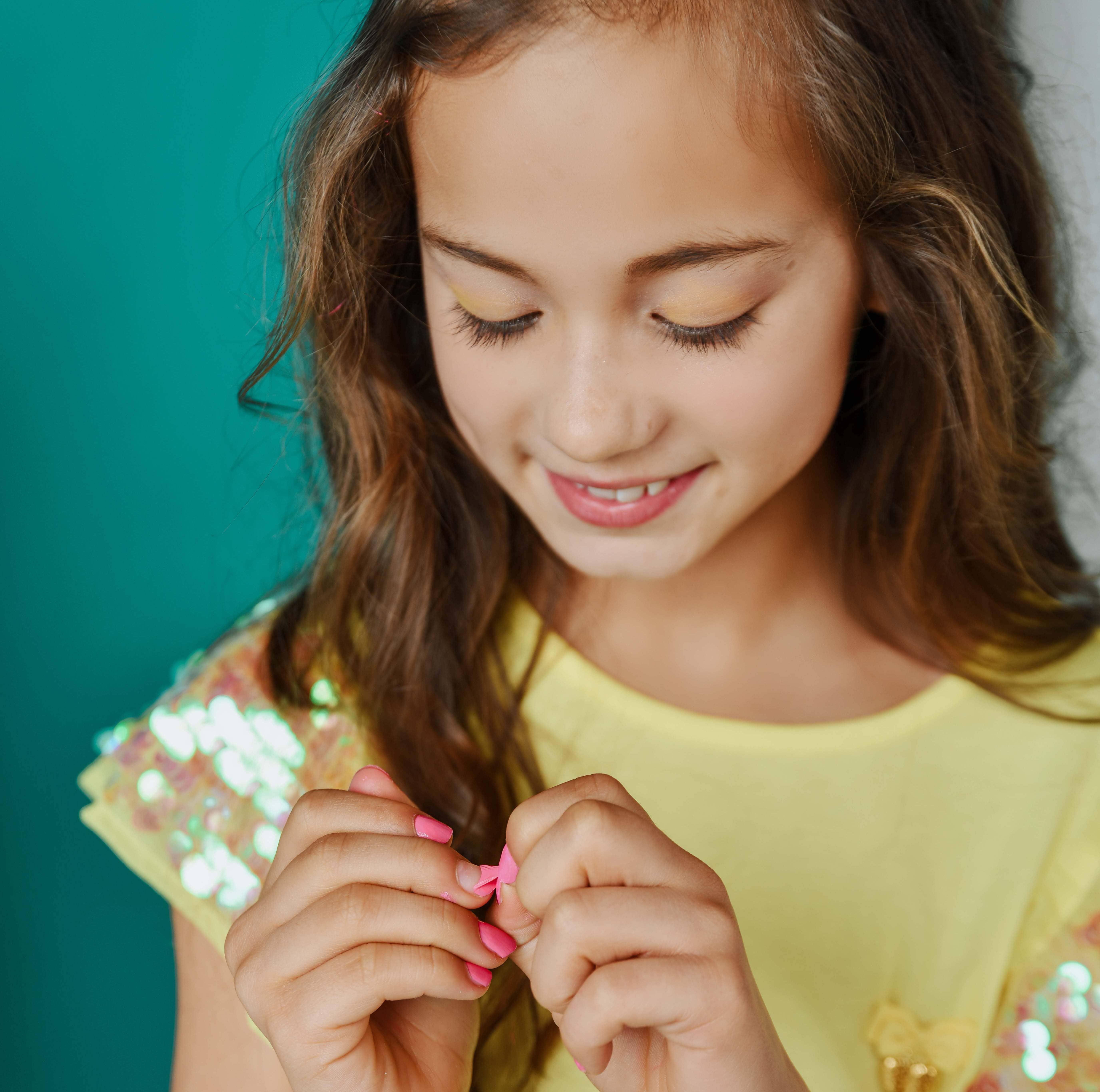 Miss Nella - Wholesale Nail Polish - Kids - Pink a Boo Kids Peel Off Odour Free Nail Polish1