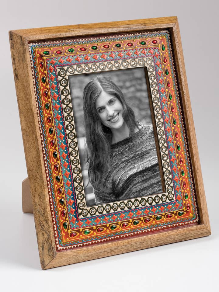 Portafoto indiano dipinto a mano Sankalaka per la vendita all'ingrosso da parte di Namaste