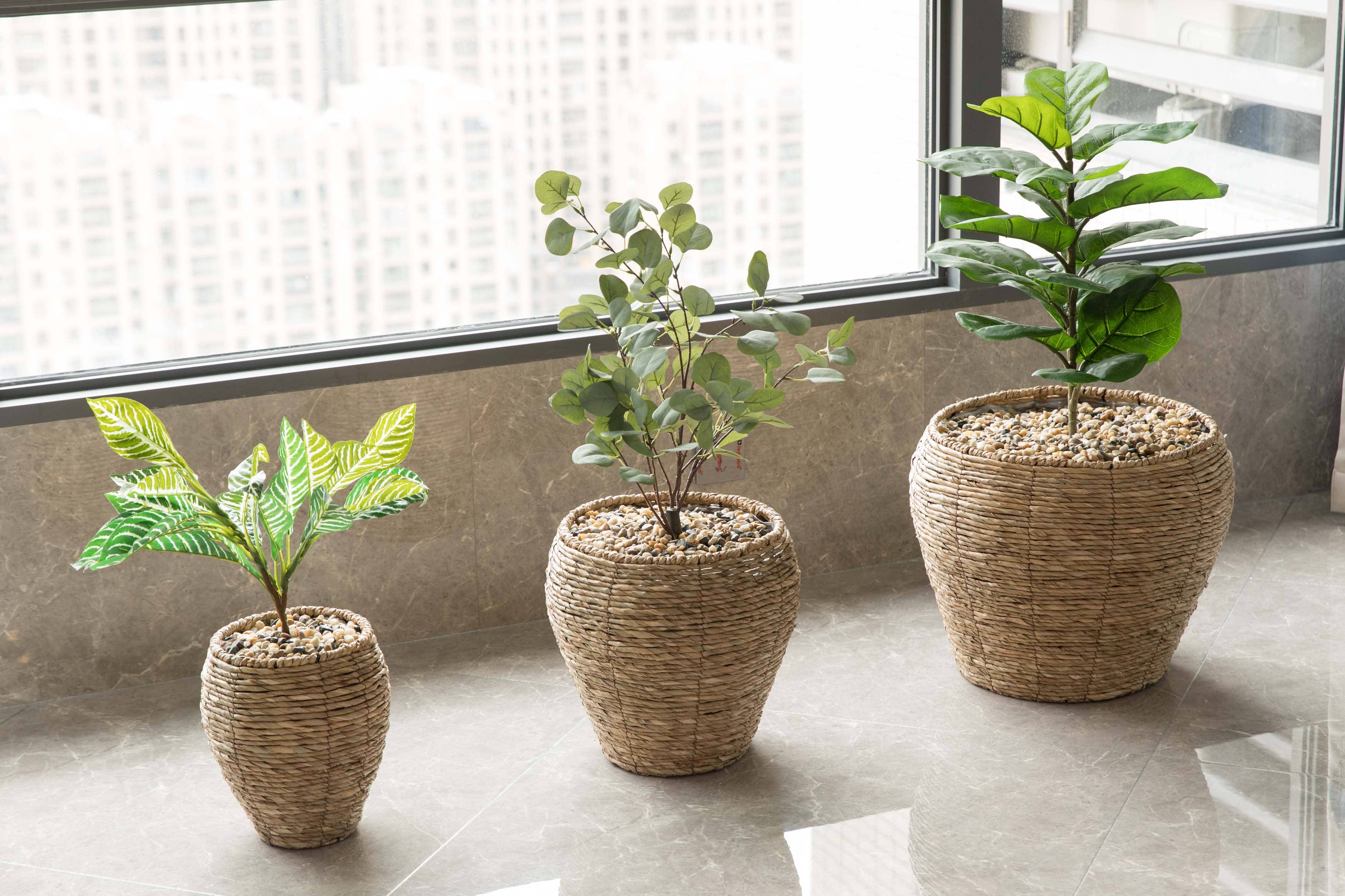 Quickway Imports - Wholesale Plant Pot - Woven Round Flower Pot Planter Basket with Plastic Lining1