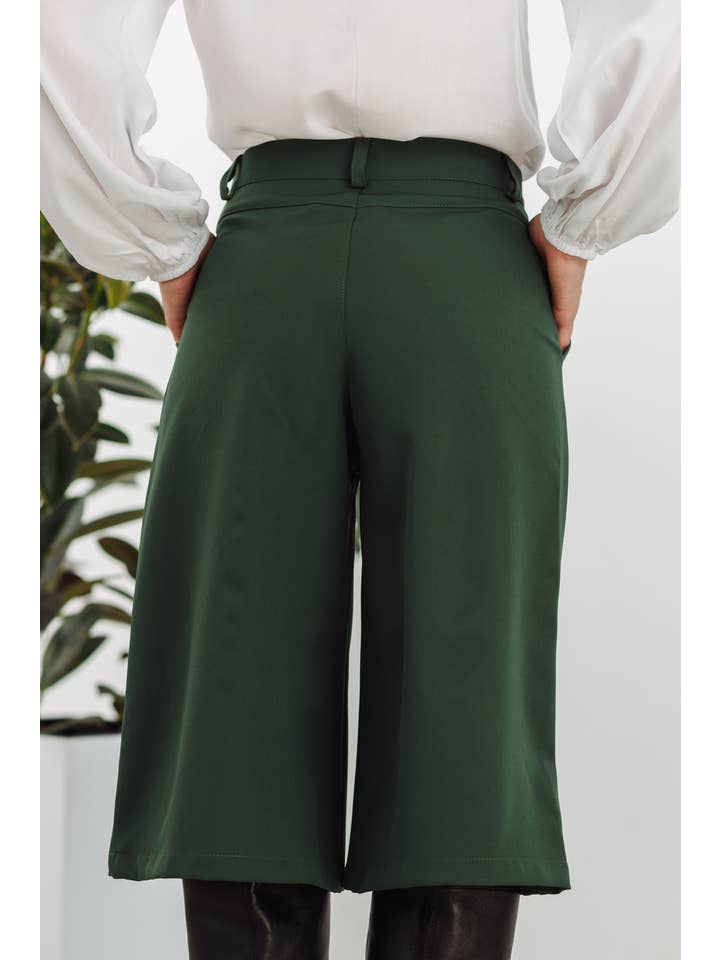 Azuri - Wholesale Shorts - Women's - AZURI bermuda shorts with pockets - fir5