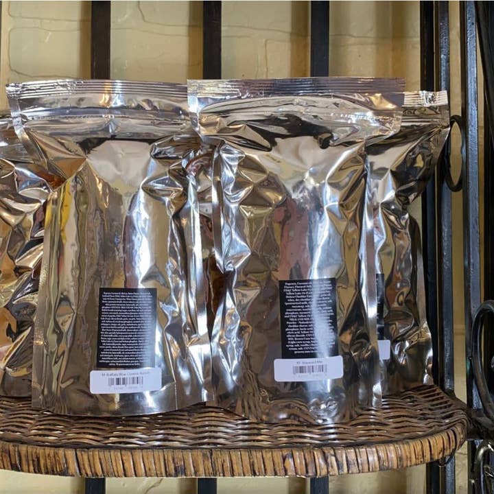 Hayward Gourmet – wholesale Popcorn – Medium Size - 7 cup - Flavored Gourmet Popcorn