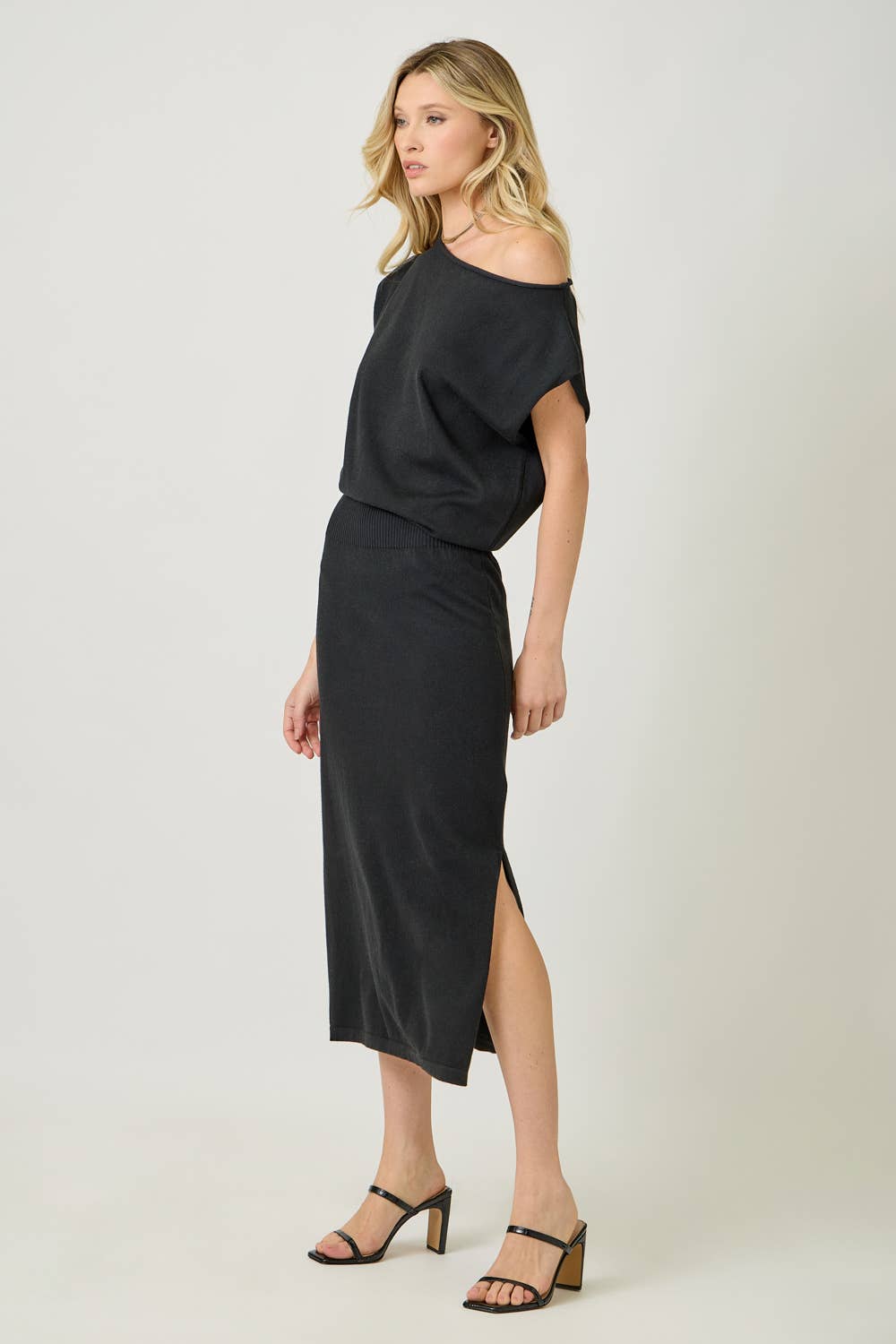 Mystree – wholesale Dress – Women's – 61171 Sleeveless Sweater Dress16