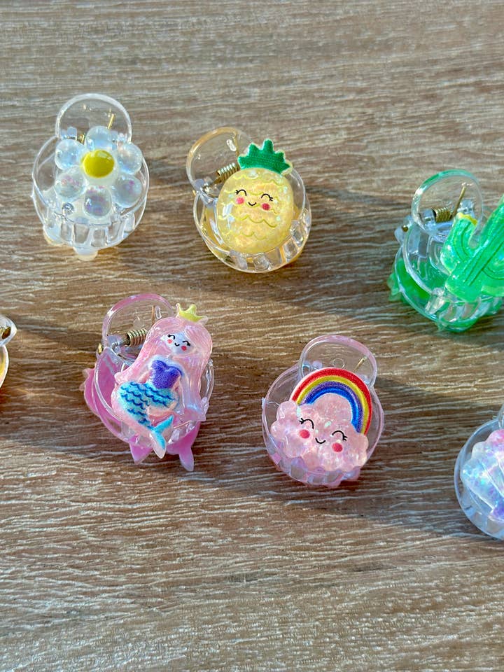 Cute Set of 7 Mini Hair Clips for wholesale by Picki Nicki