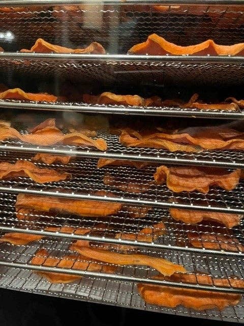 NV Pets/Penny Pet Products - Wholesale Pet Treats - Dog - Penny Pet Home Made Sweet Potato - CCOF Organic (4 Sizes)2