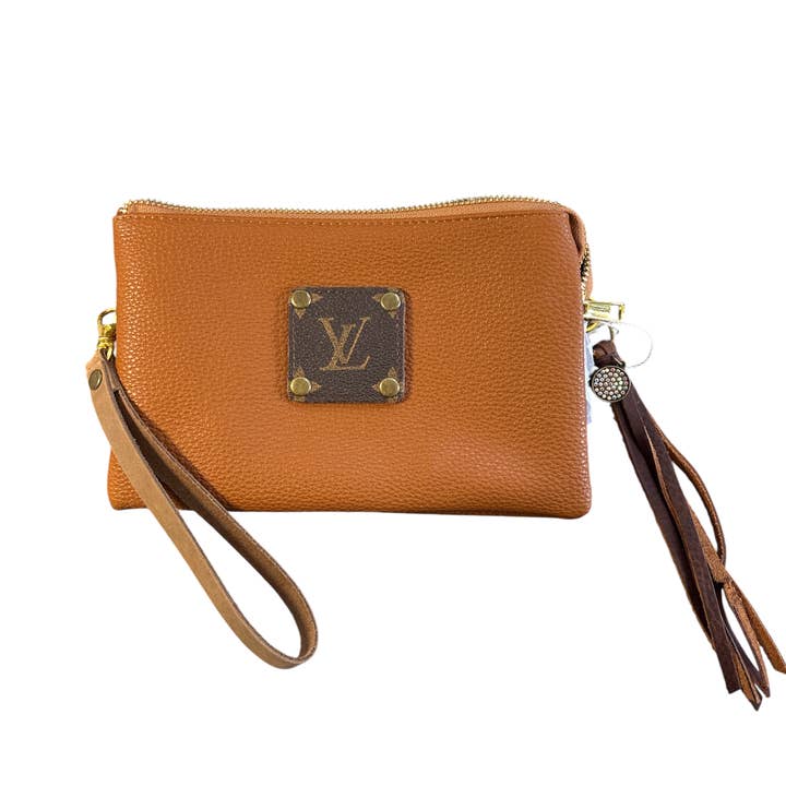 Cognac Crossbody for wholesale by Junk And The Gypsy