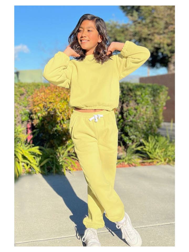 Cutie Patootie Clothing - Wholesale Activewear Set - Kids - GKSS-22-3002B Girl's 2 pc Pant Jog Set