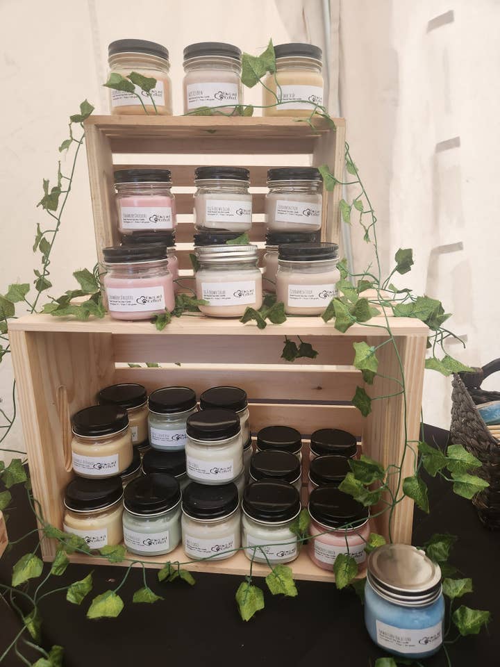 Mini 4,5 oz sojavax ljus för wholesale av Paws and Reflect