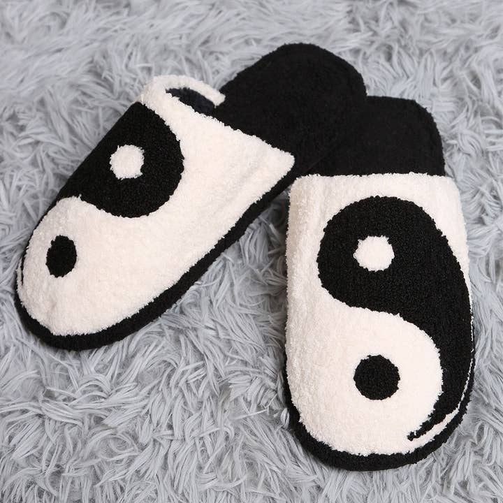 Luxury Soft Multi Design Home Slippers for wholesale on Faire