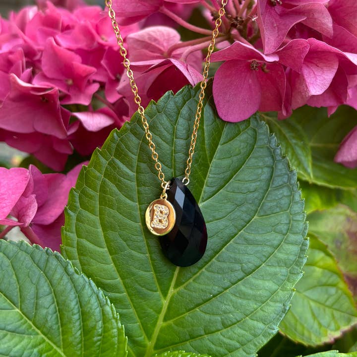 Collana Pendente in Ossidiana Nera Placcata in Oro 18ct Personalizzata per la vendita all'ingrosso da parte di Ocean Ripples