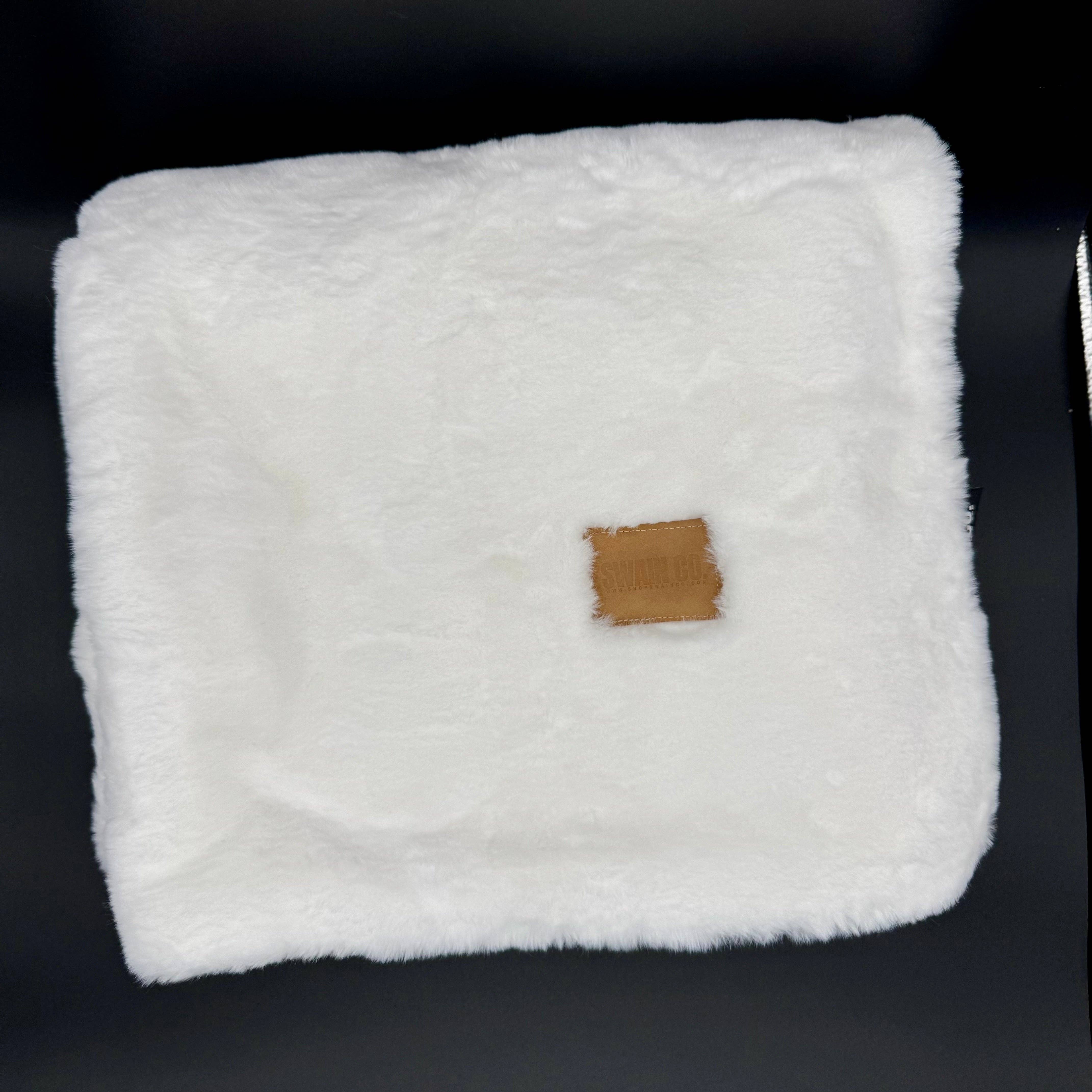 Swain Co. - Wholesale Receiving Blanket - Baby - Super Soft Embroidered Minky Blanket | Personalized Baby Blanket | Custom Name Receiving Blanket | Throw Blanket for Adults | Baby Shower Gift | Newborn Gift | Embroidered Blanket | Cozy Throw1