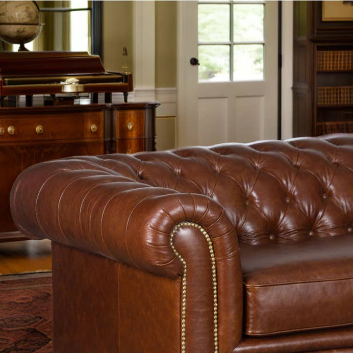 Greenwestons - Wholesale Sofa - Pittsburgh 3-Seater Chesterfield Leather Sofa 88"x39"x28.5"