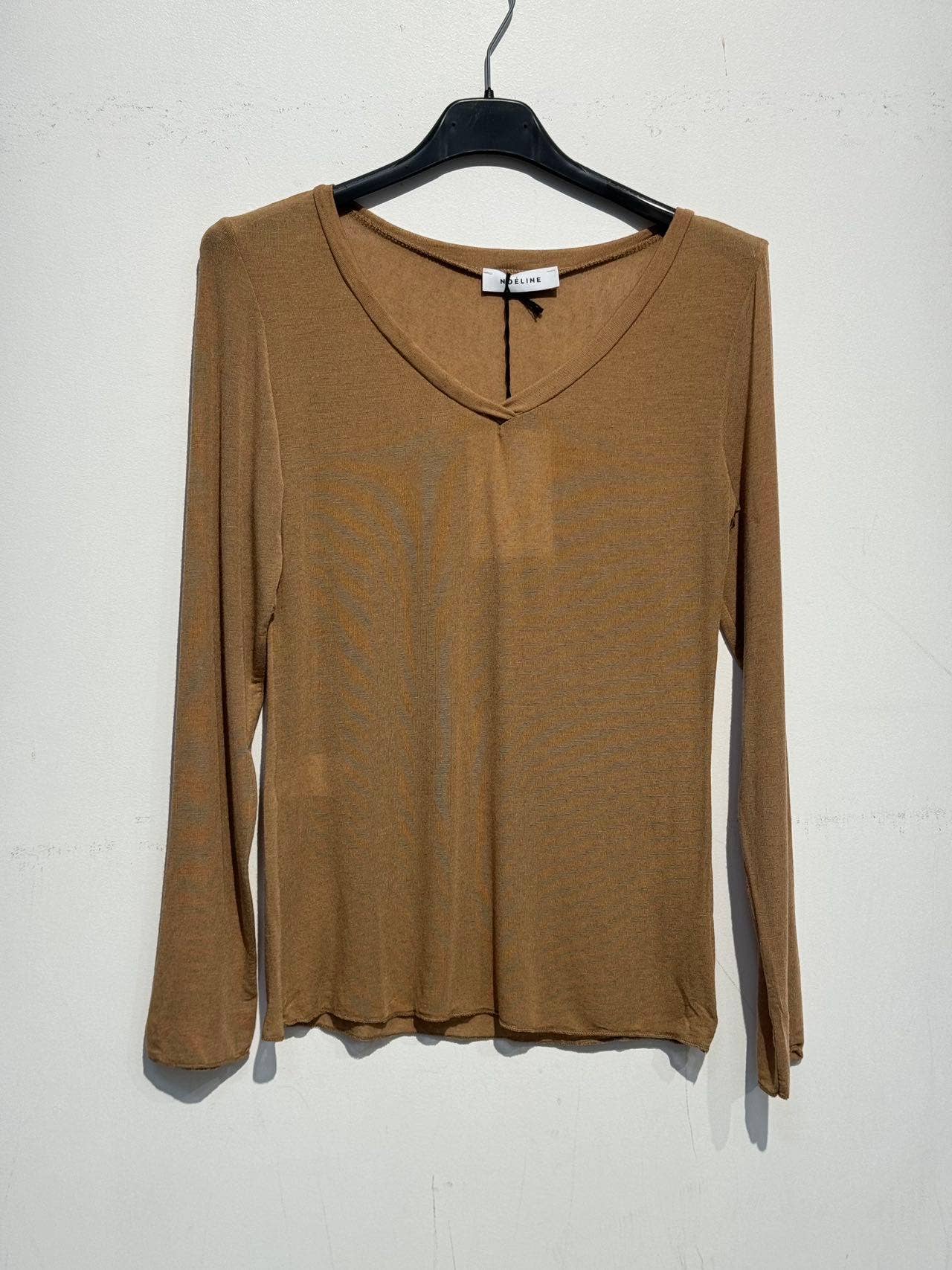 NOELINE - Wholesale T-Shirt - Women's - Cashmere V-neck top 088568