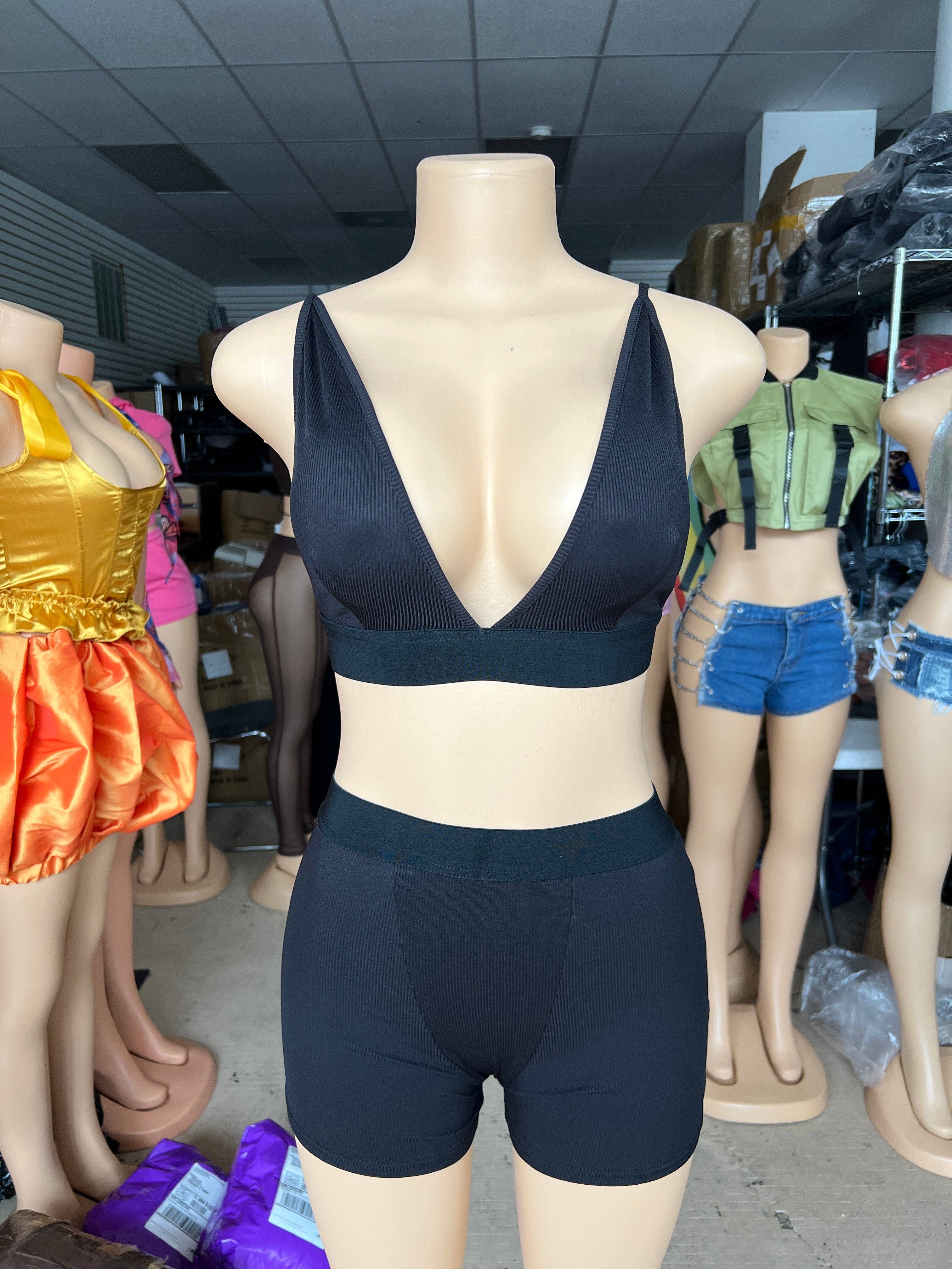 MB Fashion Wholesale - Vente Ensemble de vêtements d'intérieur – femme - Ensemble bralette côtelée et short de motard MB FASHION 2421T34