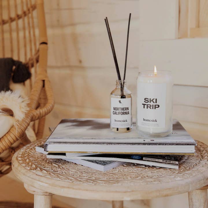 Homesick Candles - Wholesale Jar/Filled Candle - Ski Trip Candle