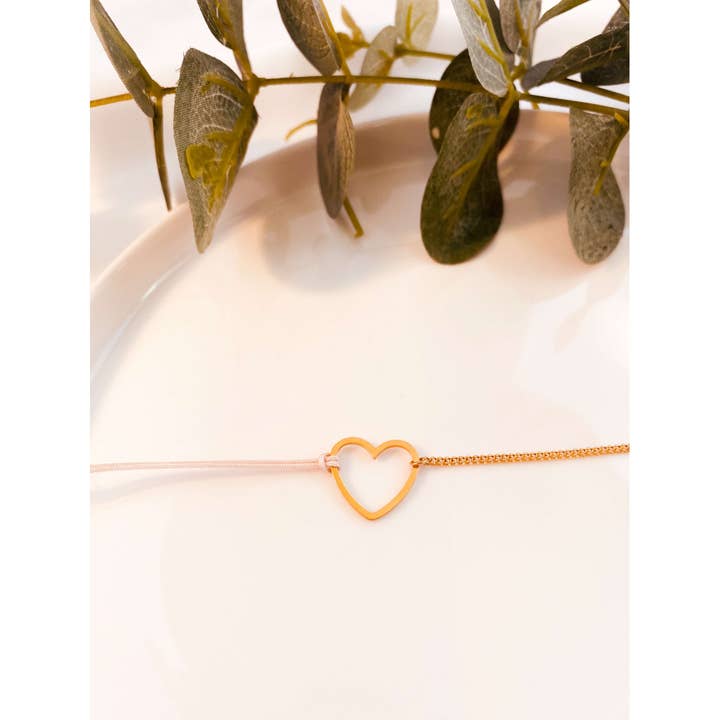 Bracelets FAY avec cœur, chaîne double et fil coloré pour la vente par Locas Biju