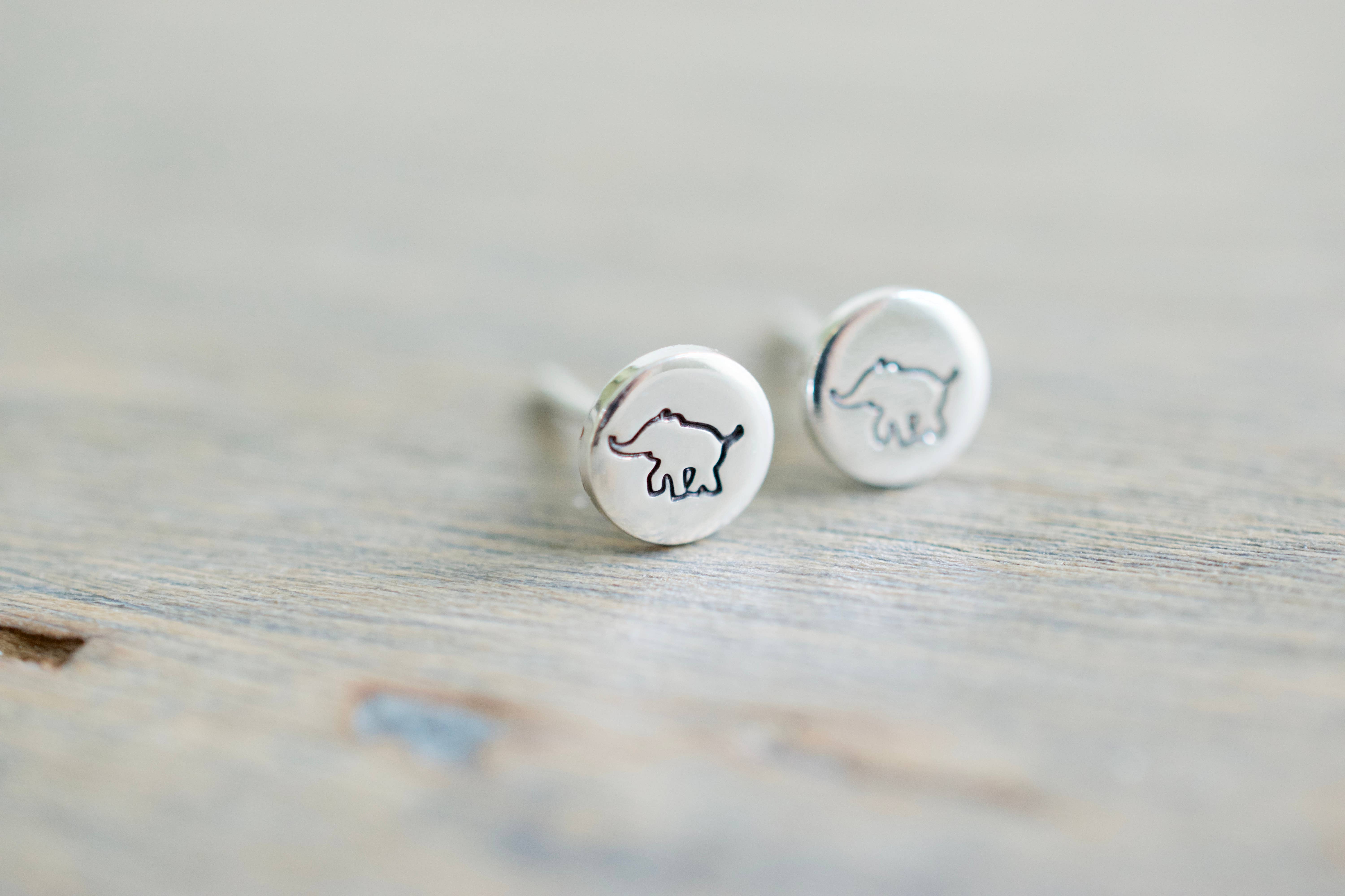 Tesoro Jewelry - Wholesale Stud/Post Earrings - Elephant Earrings0