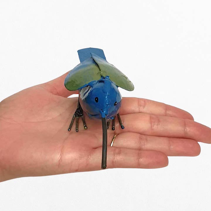 VIE - Wholesale Sculpture - Small Recycled Metal Bird Sculpture21