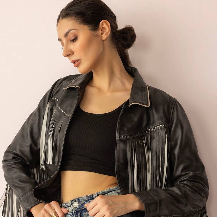 Blouson en cuir Midnight Maverick en noir ombre pour la vente par Myra Bag