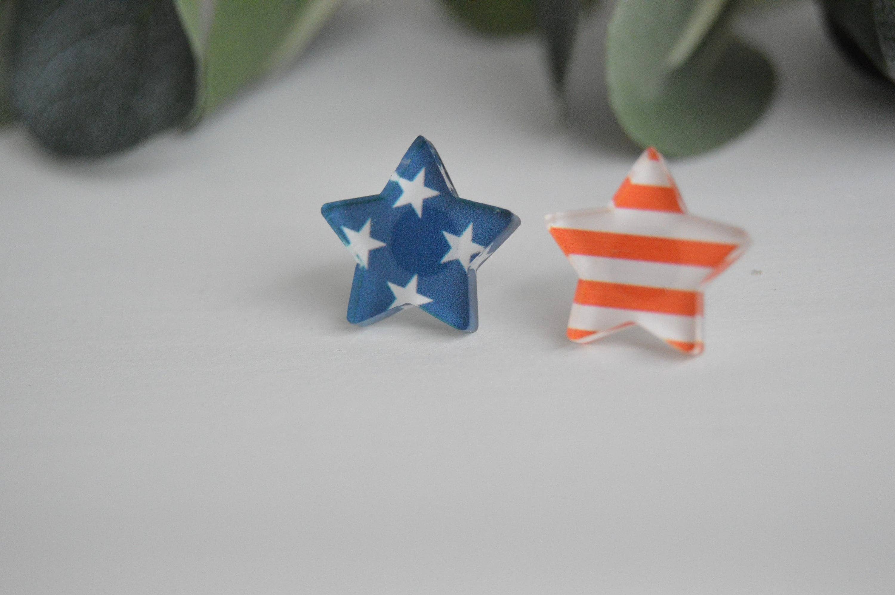 The Adorned Fox - Wholesale Stud/Post Earrings - Patriotic Stars And Stripes Stud Earrings2