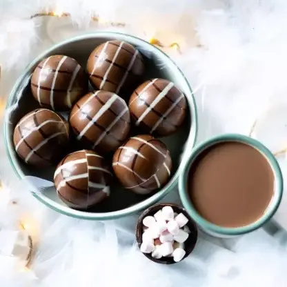 ADG Diffusion - Venta al por mayor Cucharas de chocolate a la taza - Bola mágica de chocolate caliente - 45 g1