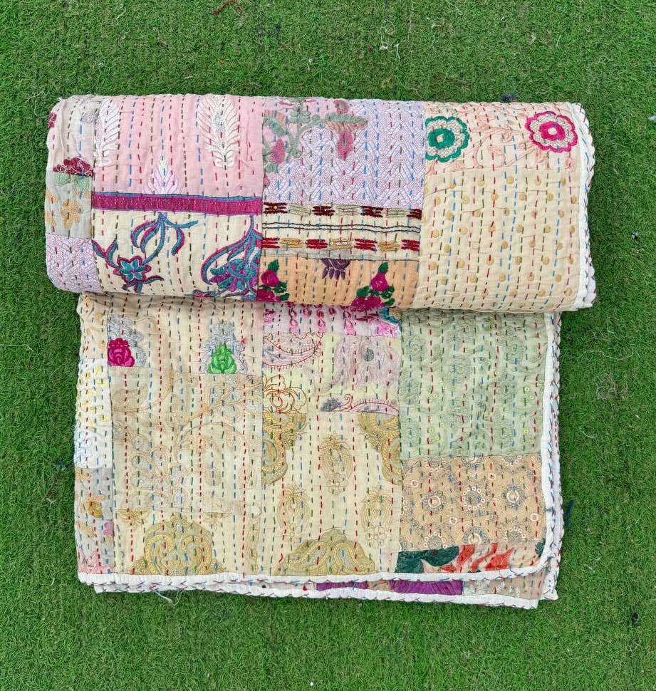 GYPSY STUDIO - Wholesale Quilt - Hand Embroidery Cotton Kantha Patchwork Queen Size Quilts6