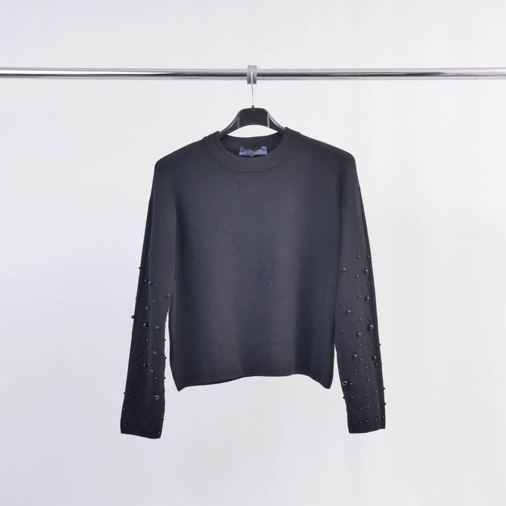 Cecile Wang – Engroshandel Pullover - Dame – Rundhalset sweater med perler på ærmerne DSY24226