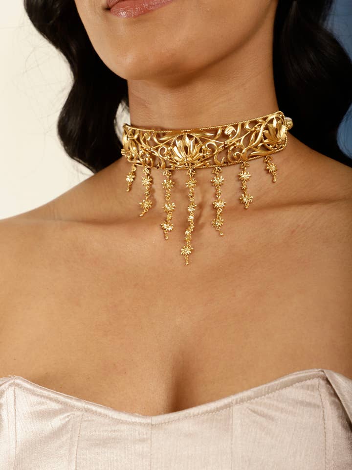 Collier ras-du-cou statement Icona pour la vente par Melrosia London