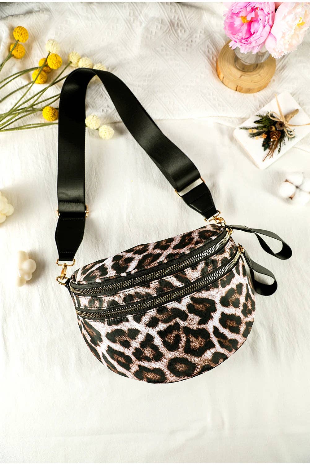 Suhkasana - Wholesale Crossbody Bag - Women's - Camo Print Crossbody Shoulder Bag with Gold Chain Detail36