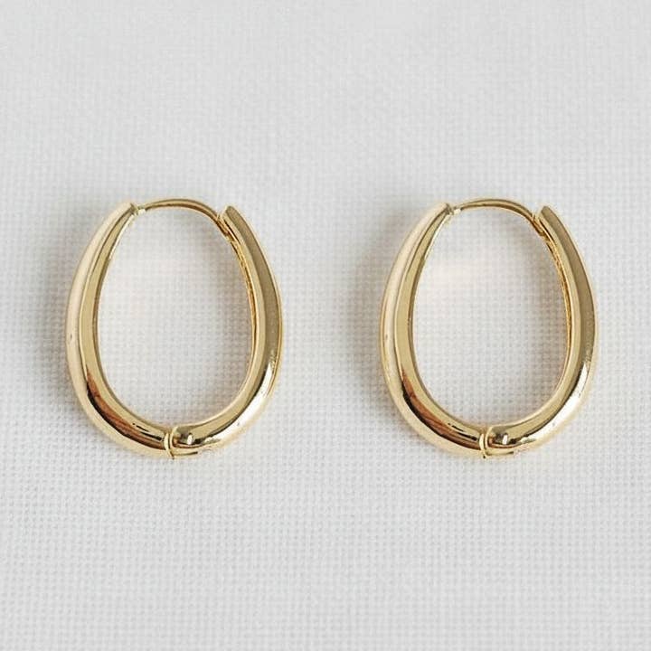 Minimalist Gold Plated Oval Hoop Earrings for wholesale by Ellemadera