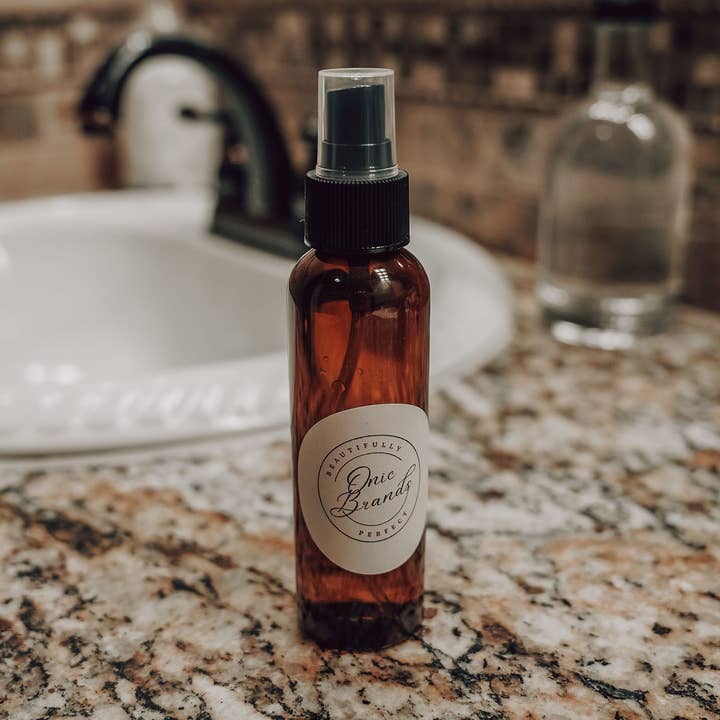 Onic Brands LLC – Engroshandel Ansigts- og kropsspray – Onic Brands Rose Water Ansigtsmist0