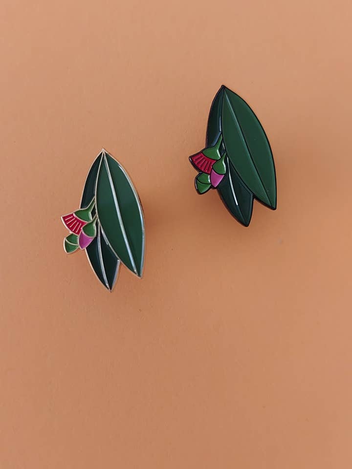 Alfiler de solapa esmaltado Flowering Gum para venta al por mayor de Patch Press