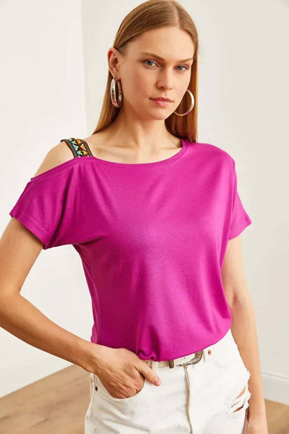 Hoxton Gal – wholesale Blouse – Women’s – One-Shoulder Ethnic-Trim Blouse22