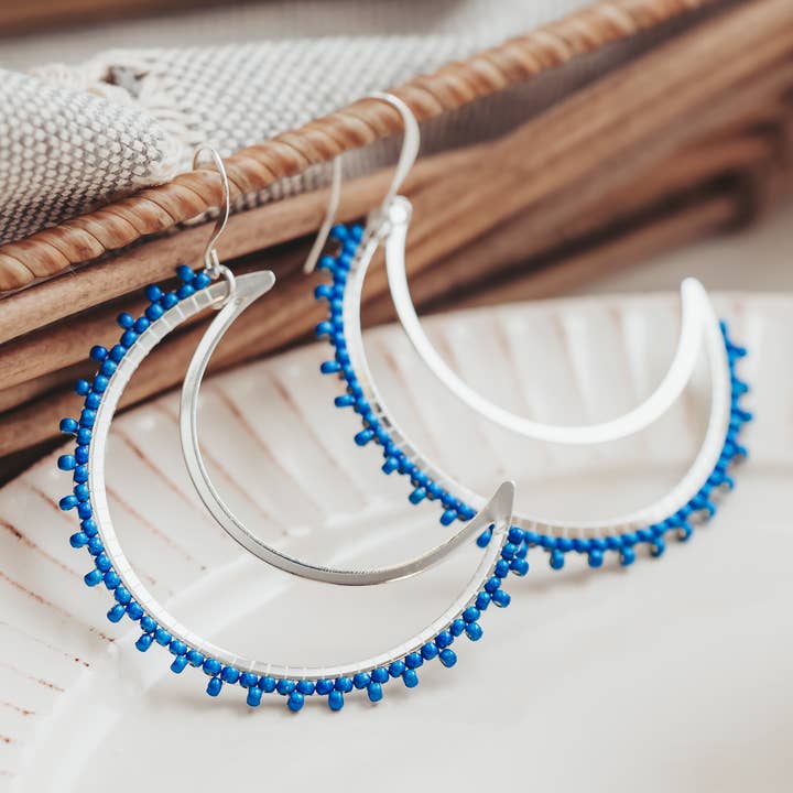 Perlen-Mond-Ohrringe, Samen-Perlen-Ohrringe für den Großhandel von Magnolia & Clover