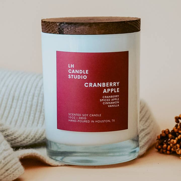Holiday/Christmas Cranberry Apple 10oz Scented Soy Candle for wholesale by LH CANDLE STUDIO