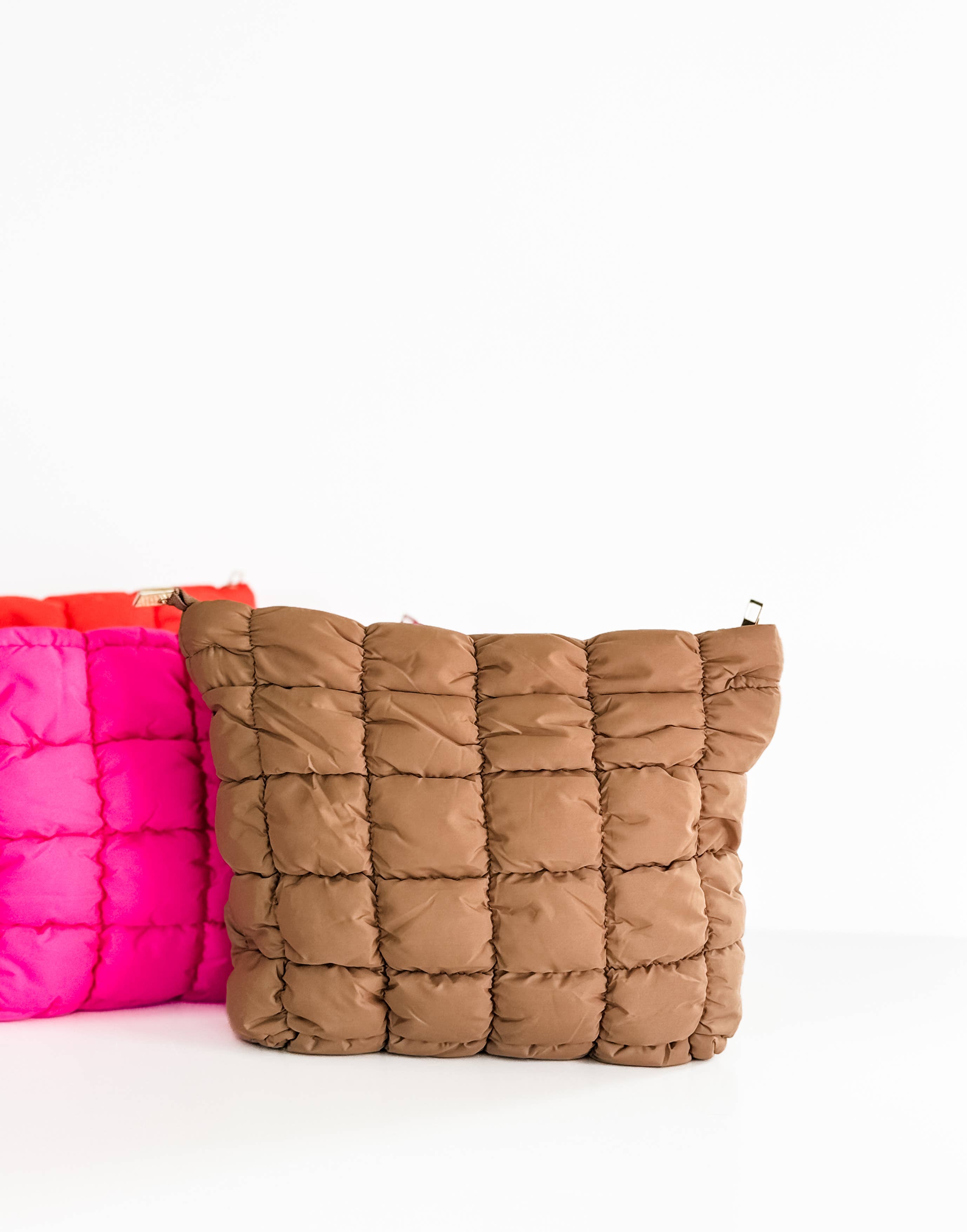 Mugsby - Wholesale Makeup/Cosmetic Bag - Quilted Puffer Makeup Bag Cosmetic Travel Pouch4