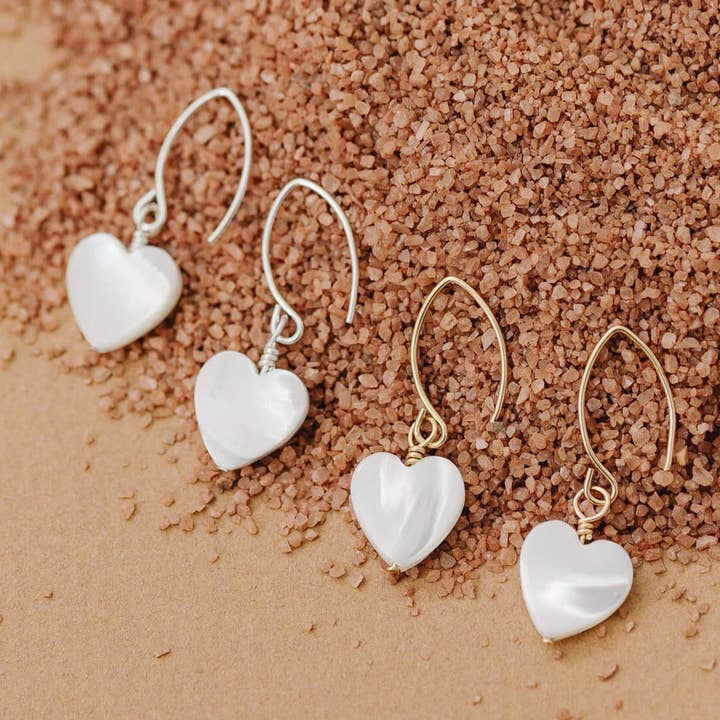 Oorbellen met parelmoer voor wholesale door Loveable